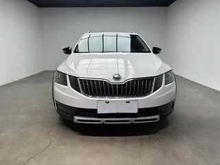 2017 Skoda Octavia Scout III (A7) Рестайлинг, белый, 1290000 рублей, вид 2