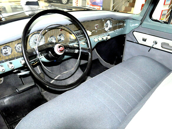 1966 ГАЗ 13 «Чайка», чёрный - вид 12