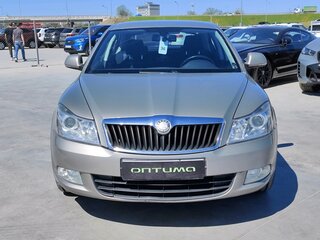 2010 Skoda Octavia II (A5) Рестайлинг, серый, 1200000 рублей, вид 2