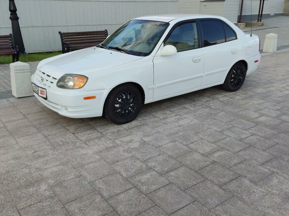 2002 Hyundai Accent II Рестайлинг, белый, 265000 рублей - вид 5