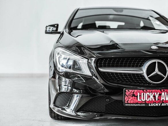 2013 Mercedes-Benz CLA 200 I (C117, X117), чёрный - вид 5