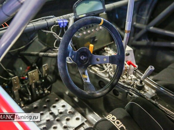 2004 BMW Z4 I (E85/E86), красный - вид 2