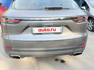 2021 Porsche Cayenne III, серый, 6800000 рублей, вид 2