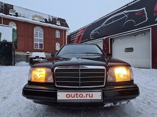 1989 Mercedes-Benz W124 230, чёрный, 15000000 рублей, вид 4