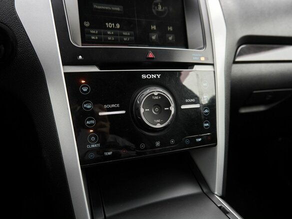 2013 Ford Explorer V, белый - вид 9