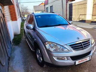 2010 SsangYong Kyron 6-speed I Рестайлинг, серебристый, 600000 рублей, вид 4
