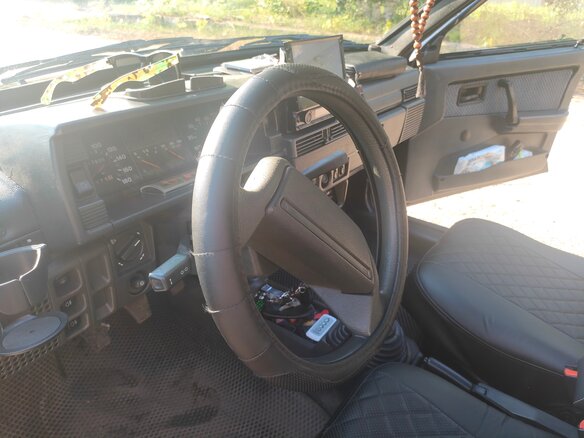 2004 Lada (ВАЗ) 21093i, чёрный, 390000 рублей - вид 11