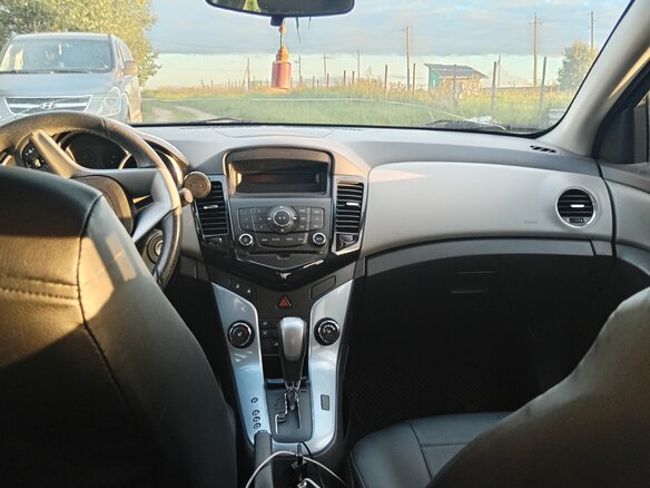 2012 Chevrolet Cruze I, серый, 515000 рублей - вид 7