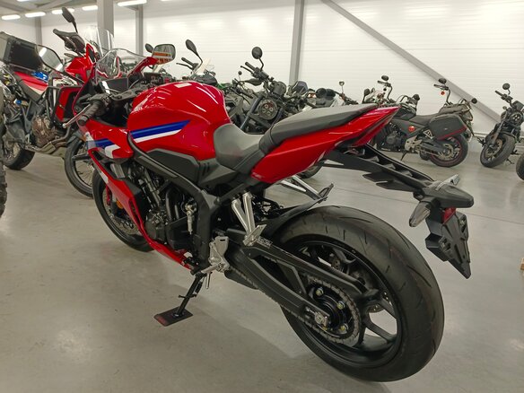 2025 Honda CBR 650R, красный, 1200000 рублей - вид 5