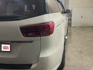 2019 Kia Carnival III, белый, 3950000 рублей, вид 5
