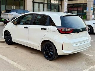 2021 Honda Fit IV, белый, 1130000 рублей, вид 3