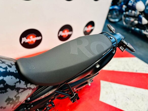 2026 Royal Enfield Himalayan, чёрный, 620000 рублей - вид 17