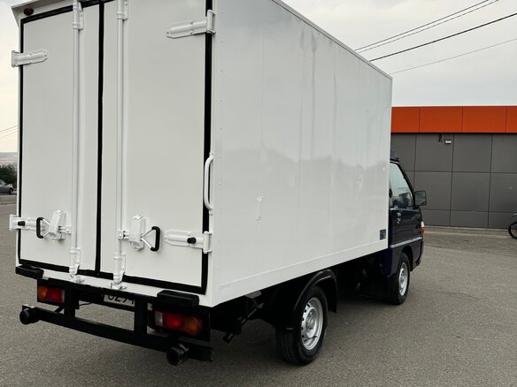 2006 Hyundai Porter, синий, 1200000 рублей - вид 3