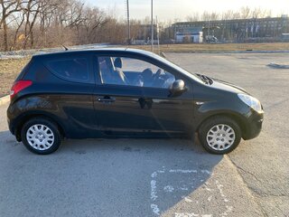 2010 Hyundai i20 I, чёрный, 525000 рублей, вид 4