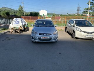 2011 Hyundai Solaris I, серый, 850000 рублей, вид 2