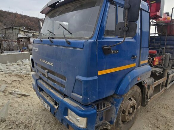 2020 КамАЗ 6595, синий, 8000000 рублей - вид 9