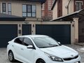 2019 Kia Rio IV, белый, 1300000 рублей - вид 2