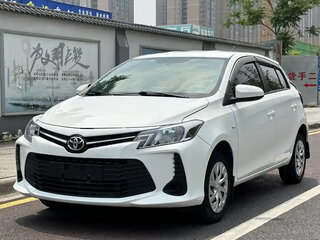 2021 Toyota Vios III Рестайлинг, белый, 1100000 рублей, вид 3