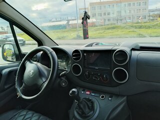 2013 Peugeot Partner II Рестайлинг, белый, 530000 рублей, вид 5