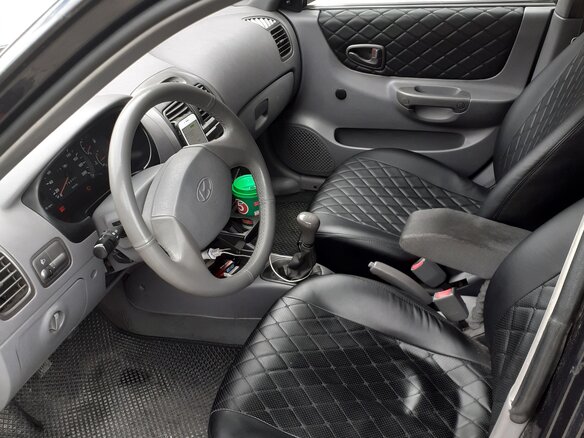 2006 Hyundai Accent ТагАЗ II, чёрный, 475000 рублей - вид 3