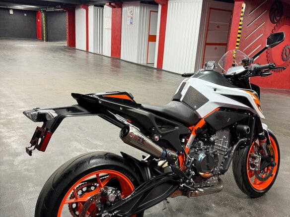 2021 KTM 890 Duke R, белый, 770000 рублей - вид 6