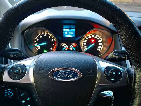 2012 Ford Focus III, белый, 910000 рублей - вид 11