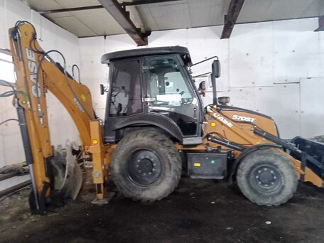 2019 Case CE 570, жёлтый, 6800000 рублей, вид 3