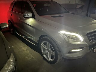 2012 Mercedes-Benz M-Класс 550 III (W166), серебристый, 2900000 рублей, вид 4