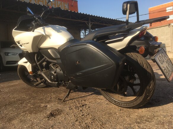 2014 Honda CTX 700, белый - вид 2