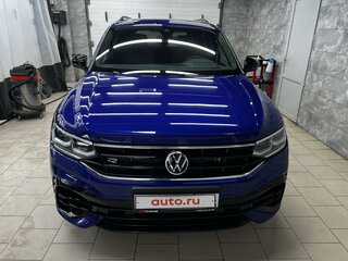 2022 Volkswagen Tiguan R, синий, 5650000 рублей, вид 2