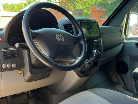 2011 Volkswagen Crafter, бежевый, 1650000 рублей, вид 3