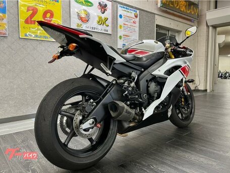 2013 Yamaha YZF-R6, белый, 750000 рублей, вид 3