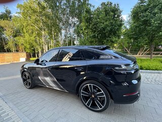 2021 Porsche Cayenne III, чёрный, 10750000 рублей, вид 5