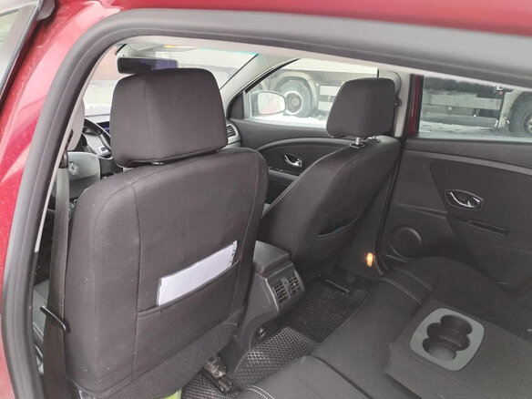 2013 Renault Megane III Рестайлинг, красный, 790000 рублей - вид 15