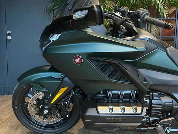 2024 Honda GL 1800 Gold Wing, зелёный, 3595000 рублей - вид 2