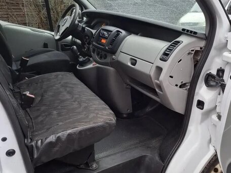 2005 Opel Vivaro, белый, 850000 рублей, вид 5