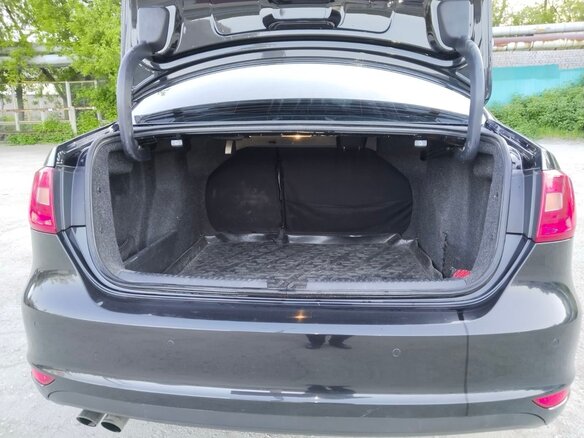 2013 Volkswagen Jetta VI, чёрный, 1200000 рублей - вид 9