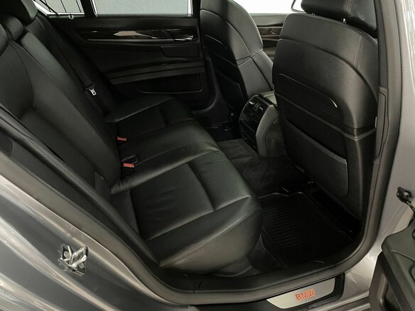 2008 BMW 7 серии 730d V (F01/F02/F04), серый, 1900000 рублей - вид 21
