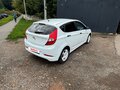 2015 Hyundai Solaris I Рестайлинг, белый, 990000 рублей - вид 5
