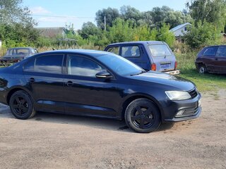 2015 Volkswagen Jetta VI Рестайлинг, чёрный, 900000 рублей, вид 5