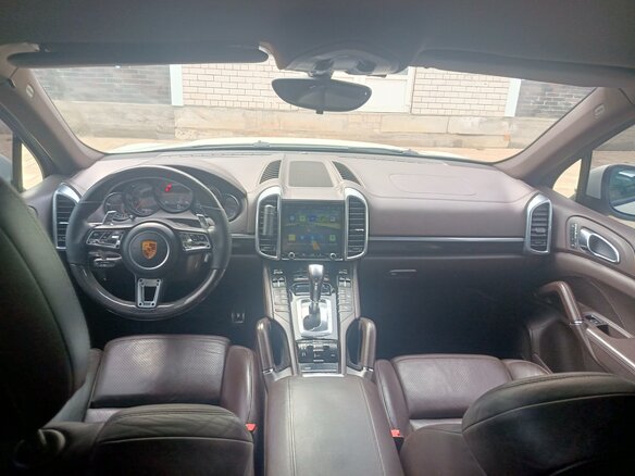 2010 Porsche Cayenne Diesel II (958), белый, 3050000 рублей - вид 5
