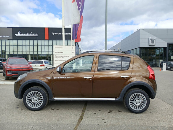 2013 Renault Sandero Stepway I, коричневый, 690000 рублей - вид 7