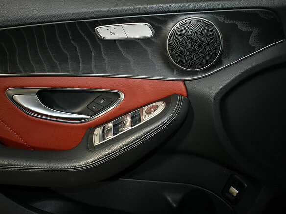 2016 Mercedes-Benz C-Класс 200 IV (W205), чёрный - вид 12