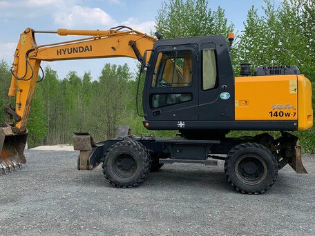2011 Hyundai R140W, жёлтый, 9600000 рублей, вид 1