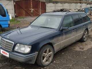 1994 Mercedes-Benz E-Класс 220 I (W124), чёрный, 350000 рублей, вид 1