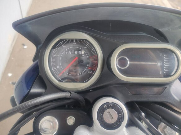 2017 Bajaj V 150, синий, 140000 рублей - вид 19