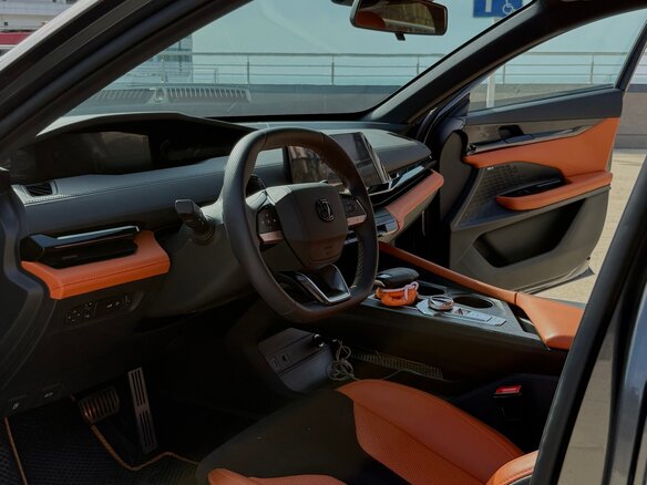 2023 Changan UNI-V I, серый, 2800000 рублей - вид 22