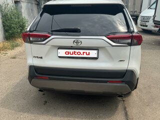 2021 Toyota RAV4 V (XA50), белый, 3950000 рублей, вид 3