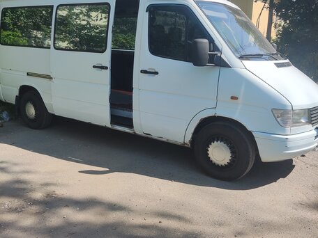 1999 Mercedes-Benz Sprinter, белый, 1000000 рублей, вид 1