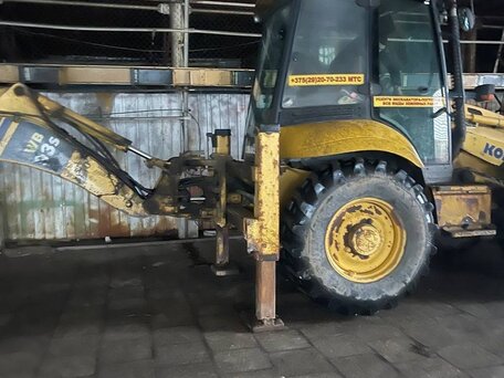 2008 Komatsu WB93S-5, 3700000 рублей, вид 2
